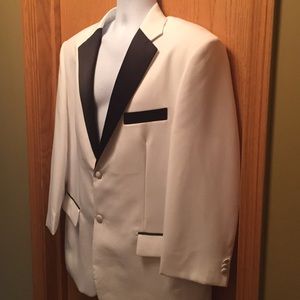 Lucci Blazer Sz 44S / Mazari Pants 38x32